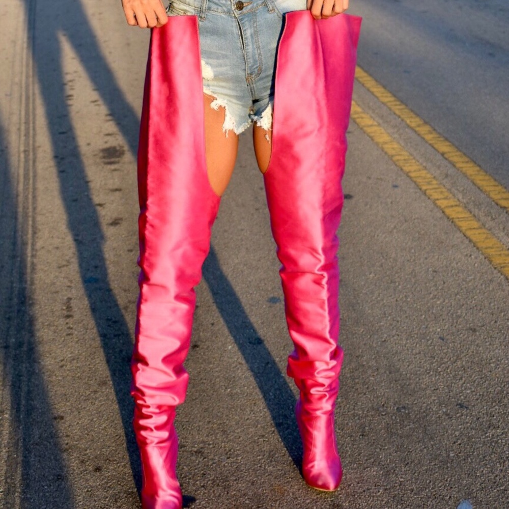 Vetements + Manolo Blahnick Pink Boot (Used)